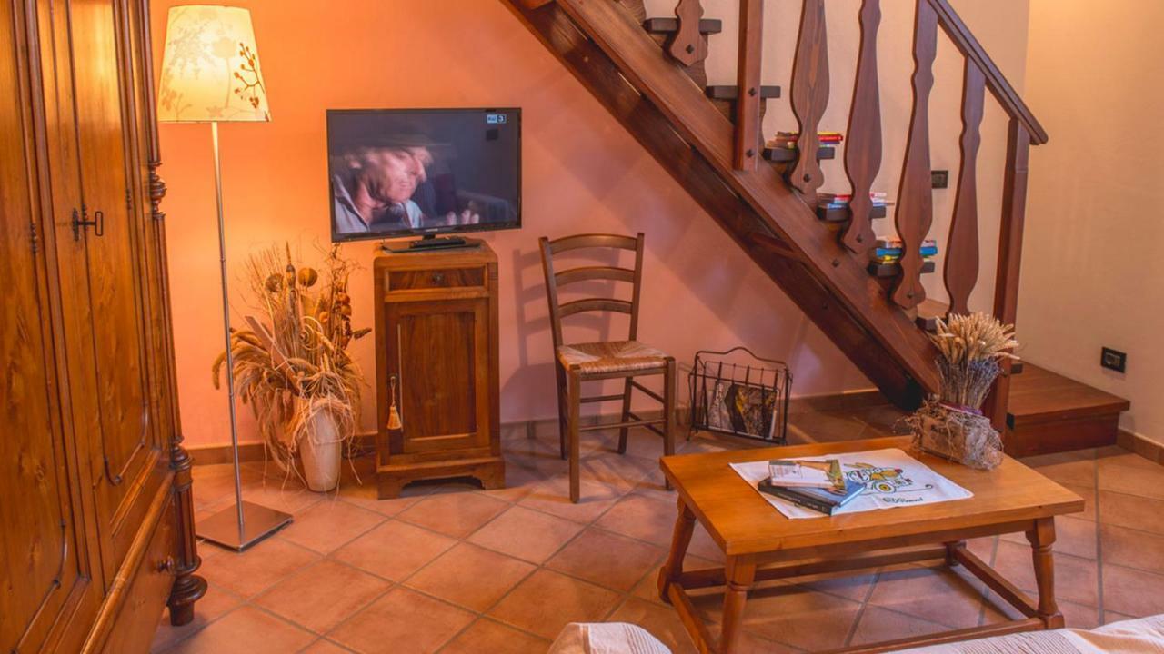 Locanda Camera Con Vista Bed & Breakfast Faenza Exterior photo